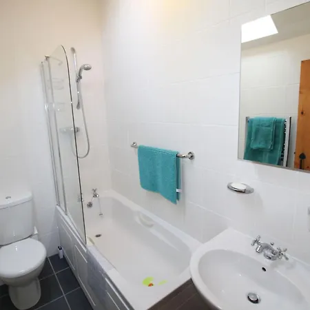 Holiday home Rayson Hall Barn,