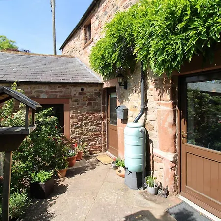 Rayson Hall Barn, Ousby